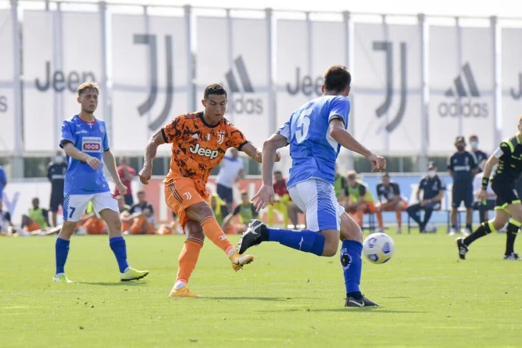 Juventus 5-0 Novara