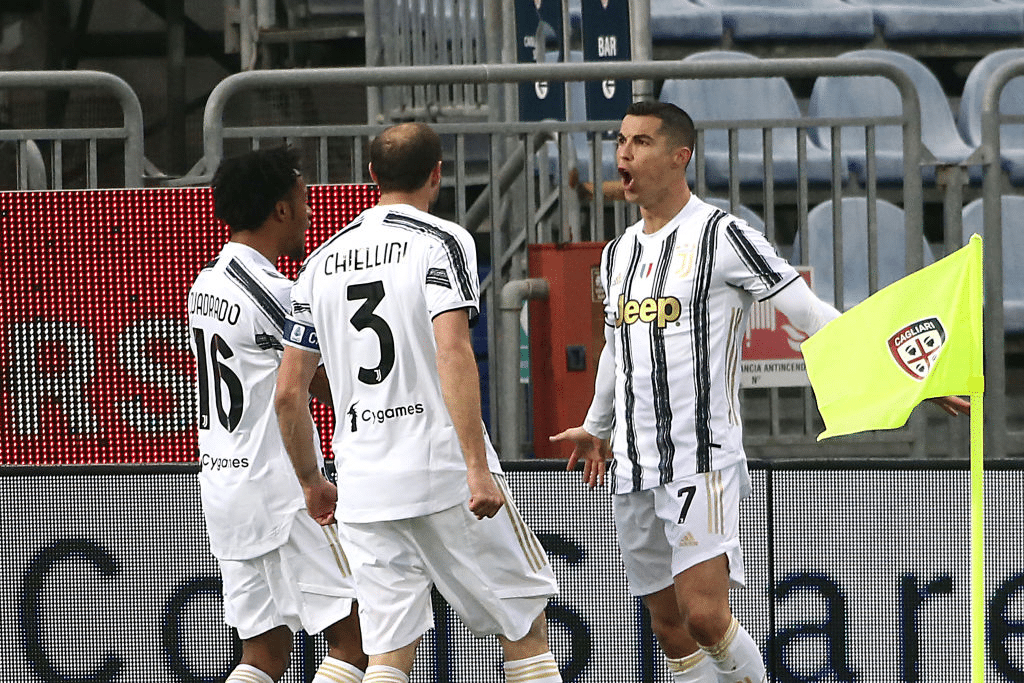 Juventus' Star Did Not Believe Cristiano Ronaldo's Transfer Was True - CR7Tabs